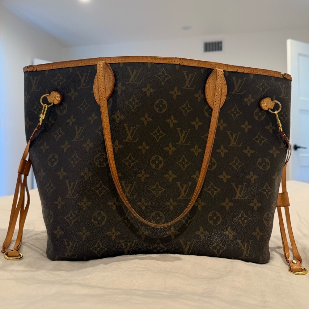 Destroyed but authentic LV Neverfull MM